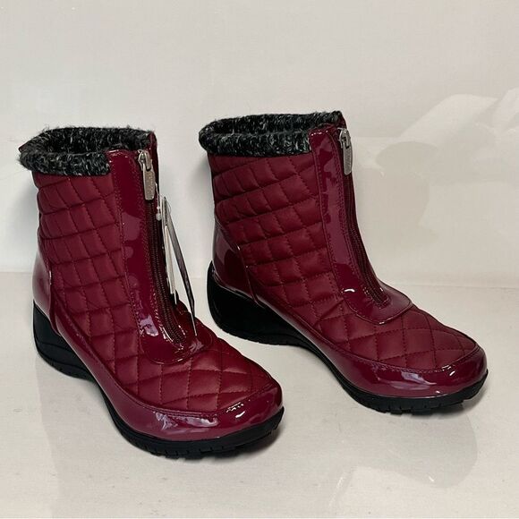 Khombu Megan Waterproof Front-Zip Winter Boots - Picture 2 of 6